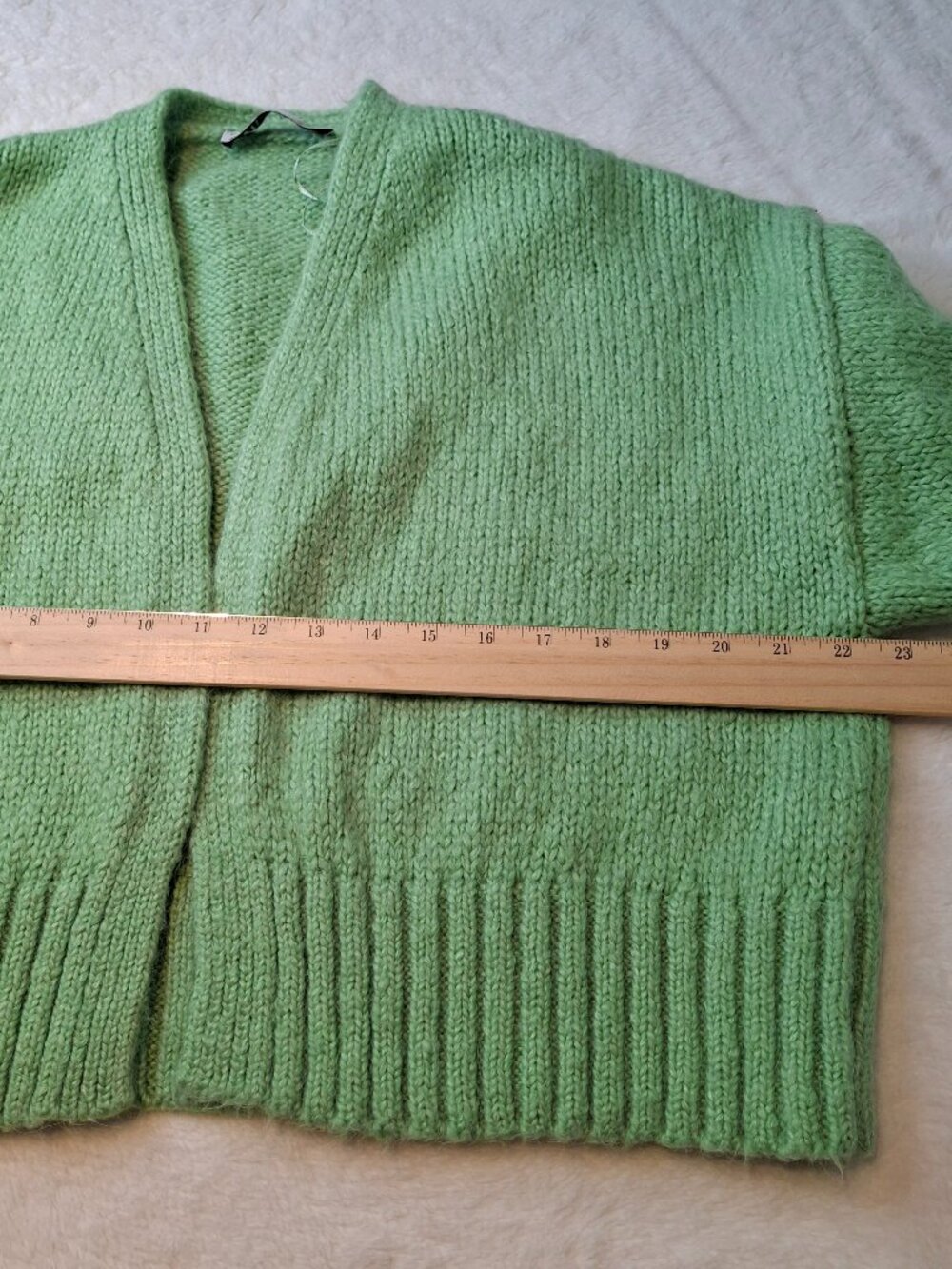 Zara Cardigan Sweater Sz L Crop Open Front Boho Preppy Grandmacore Green - Picture 9 of 9